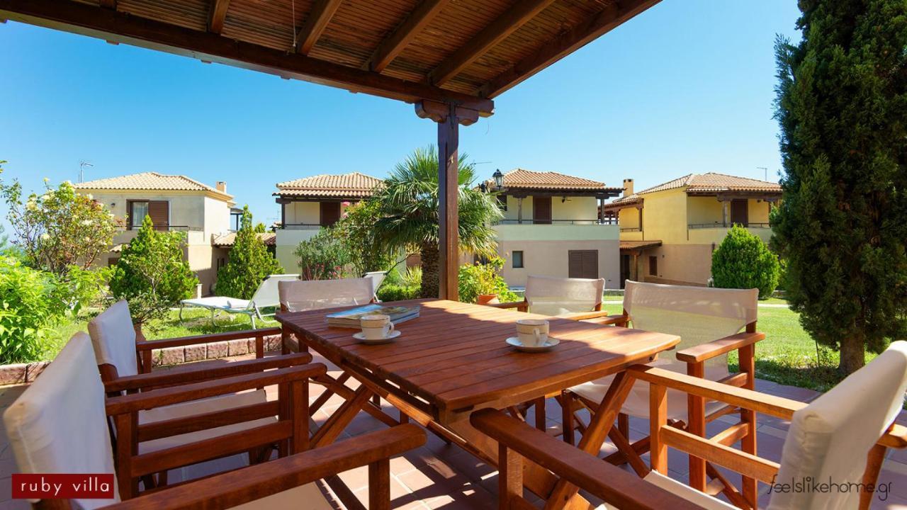 Hidden Gems #feelslikehome Villa Afytos